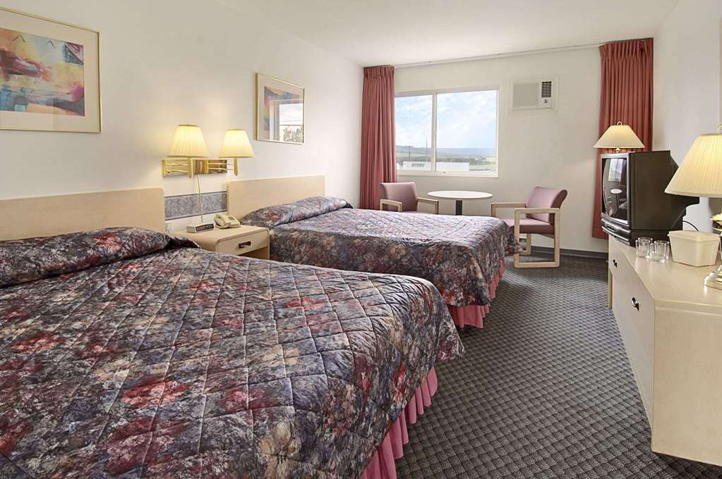 ホテル Ramada Limited ドーソン・クリーク 部屋 写真